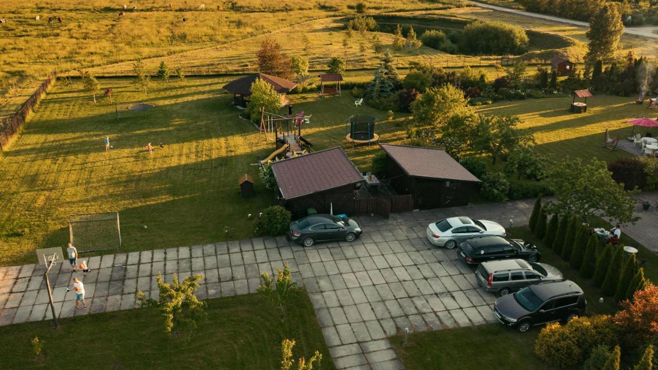 Viesu Nams Kapsargi Hotel Ventspils Exterior photo